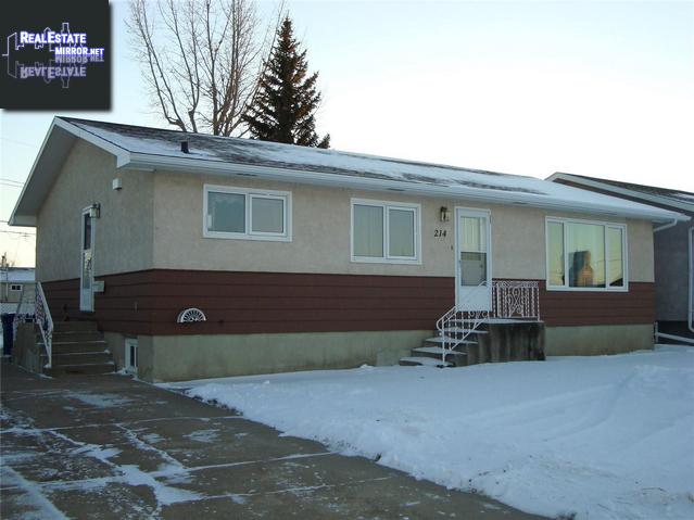 Property 214 6th Ave E main img