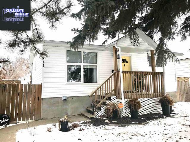 Property 211 Elm St main img