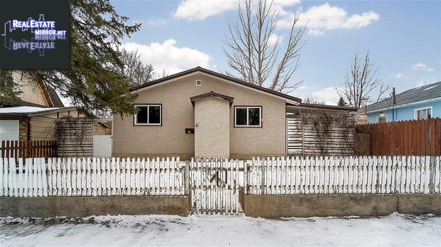 Property 41 Lillooet St E main img