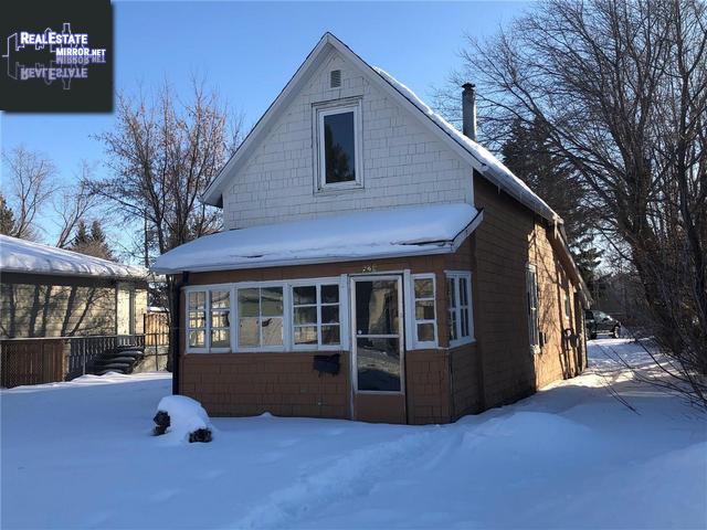 Property 529 6th St E main img