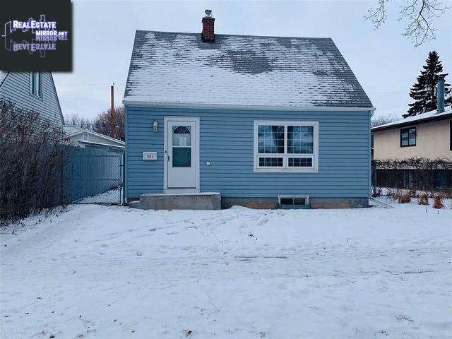 Property 1523 C Ave N main img