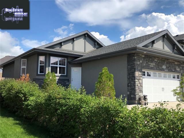 Property 139 Snell Cres main img