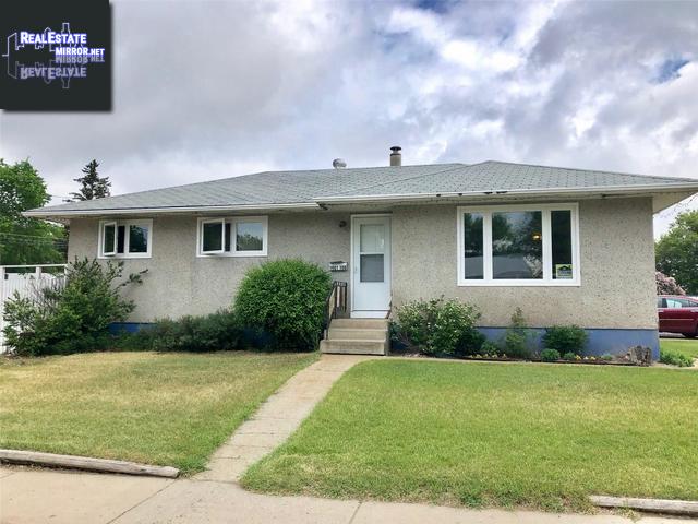 Property 1401 108th St main img