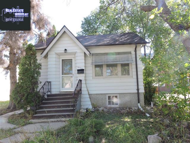 Property 2155 Winnipeg St main img