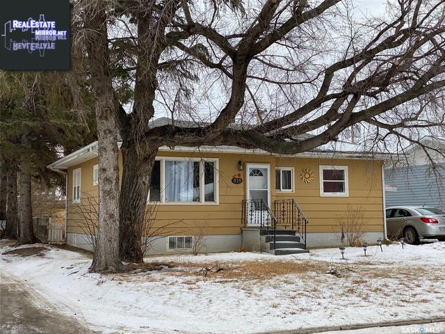 Property 375 Boundary Ave S main img