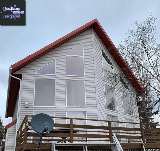 Property 2204 Spruce Crescent main img