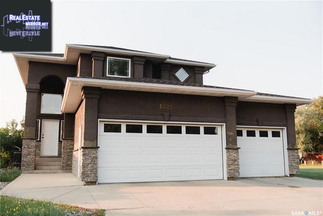 Property 1823 Eaglesham Ave main img