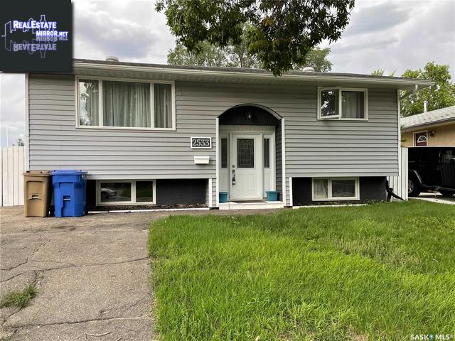 Property 2533 Dewdney Ave E main img