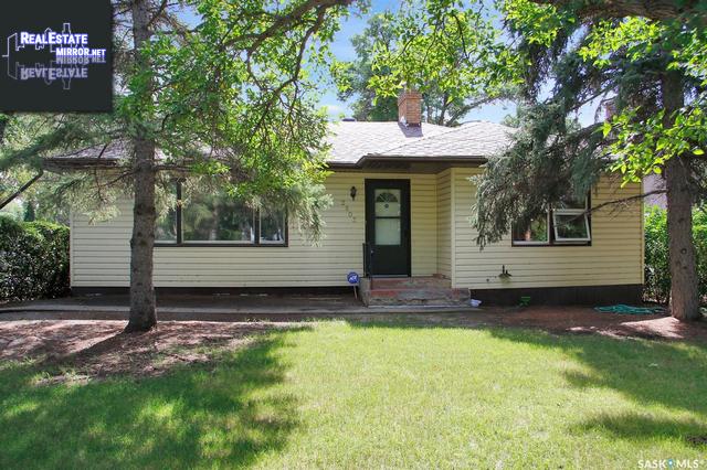Property 2803 Assiniboine Ave main img