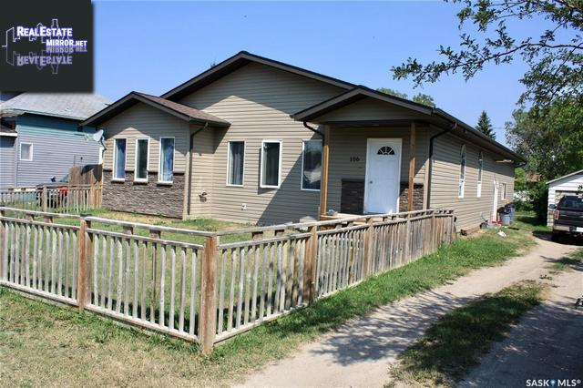 Property 106 Colborne Ave main img