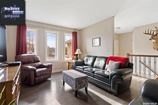 Property 1255 Gelsinger Place N main img