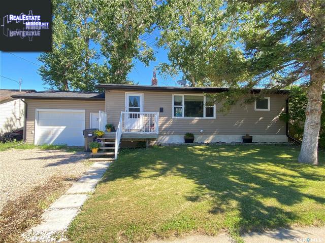 Property 27 7th Avenue Se main img