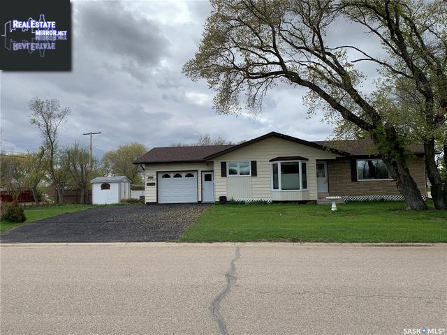 Property 113 5th Avenue E main img