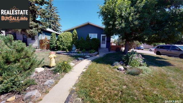 Property 1951 St George Avenue main img