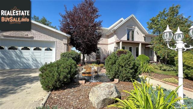Property 304 1st Street W img1