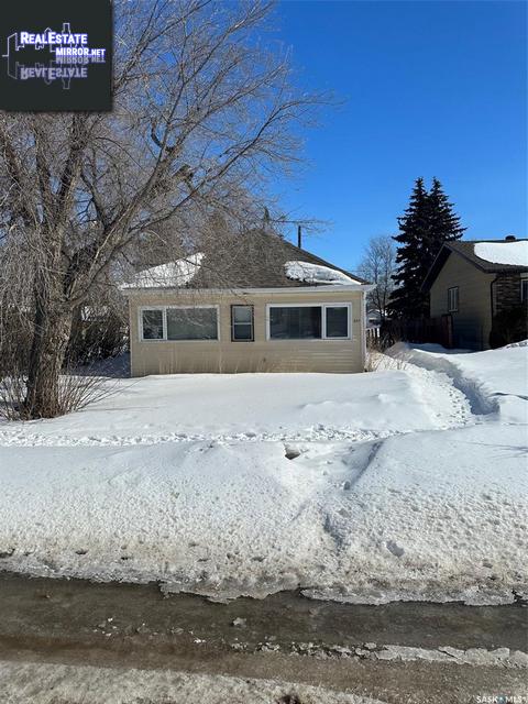 Property 177 Pasqua Avenue N main img
