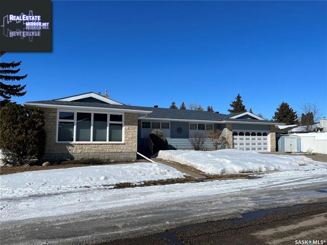 Property 140 Greenfield Drive main img