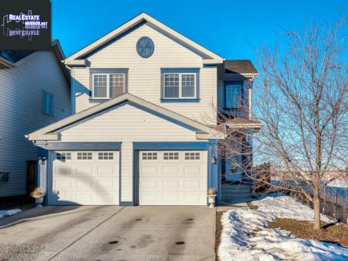 Property 1048 Copperfield Bv Se main img