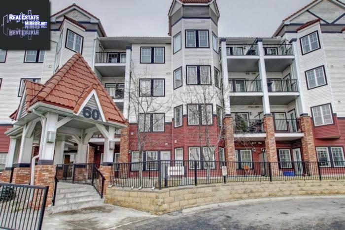 Property #235 60 Royal Oak Pz Nw main img