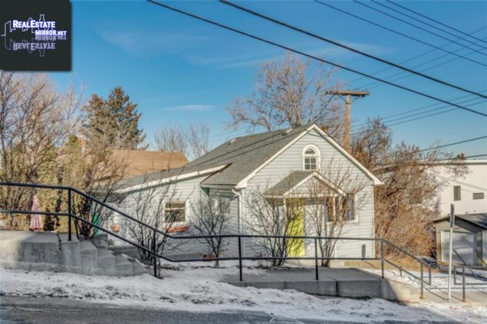 Property 840 17 Av Se main img