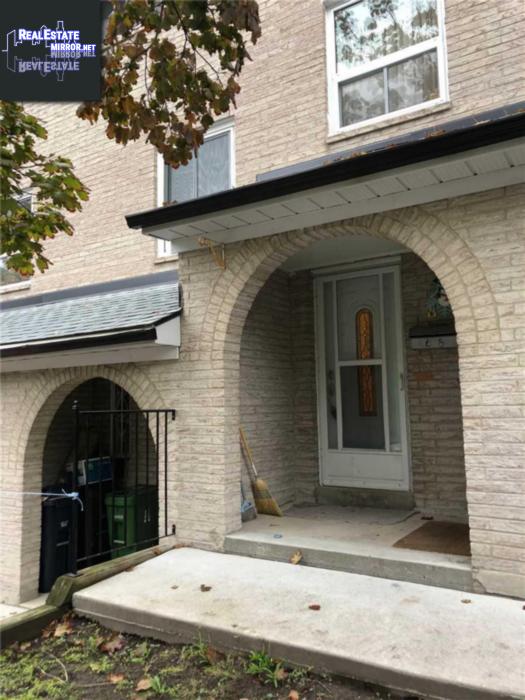 Property #8-6 LISZT GATE main img