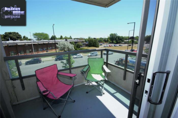 Property #310-68 GRANGEWAY AVE main img