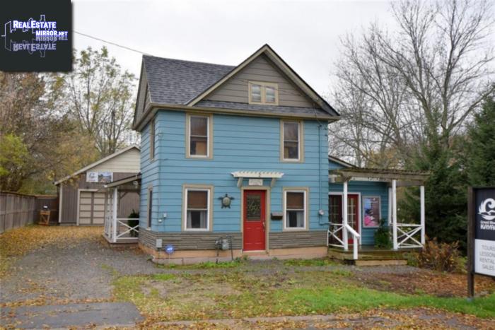 Property 2 Port Maitland Road main img