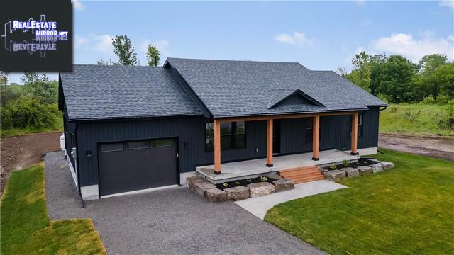 Property 2795 Perry Avenue main img