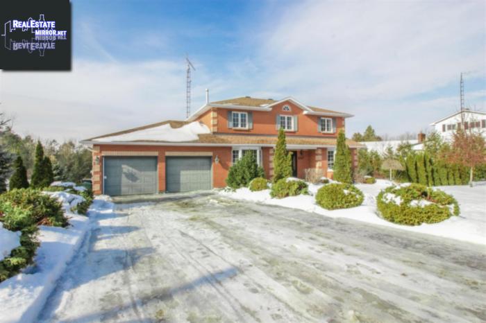 Property 3267 Wilton Rd main img