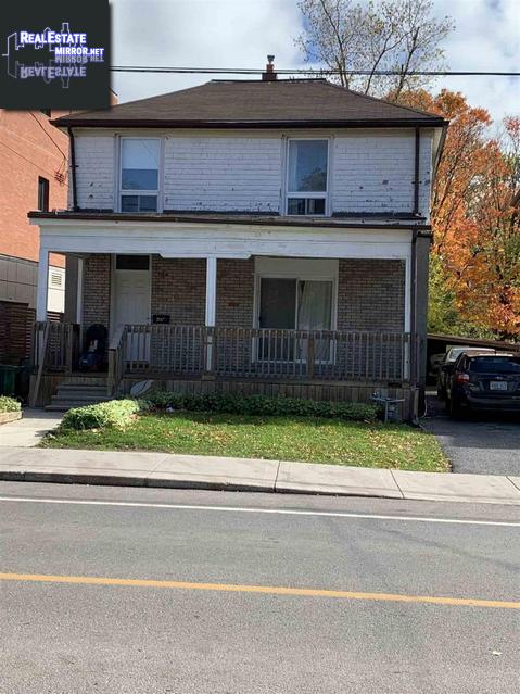 Property 215 University Ave main img