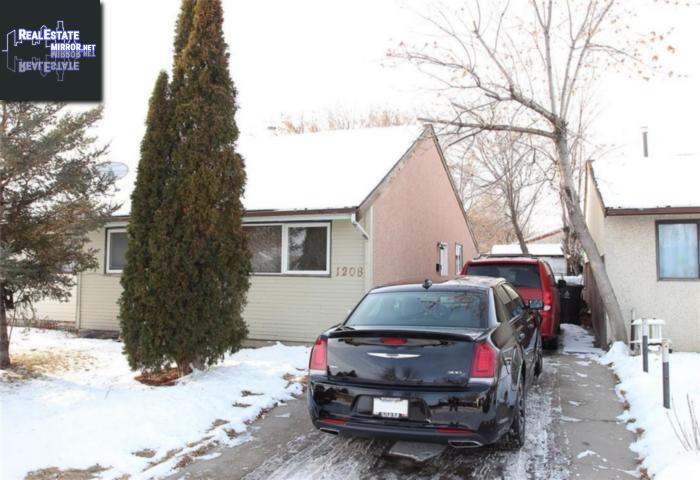 Property 1208 St David Road N main img