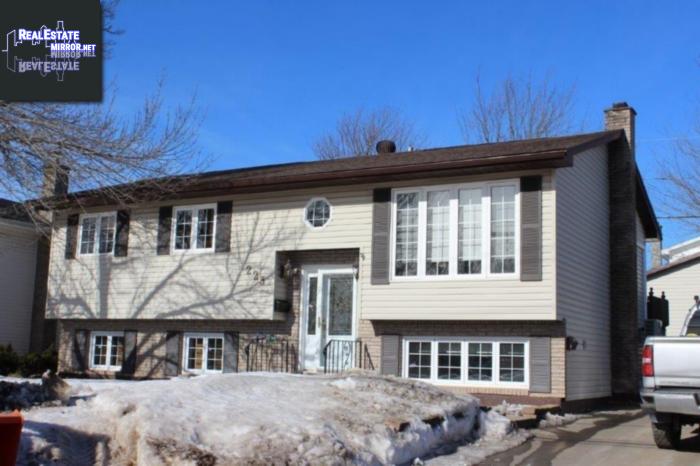 Property 223 Hennessey Rd main img