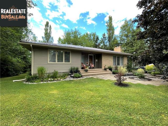 Property 15 Woodhaven Crt main img