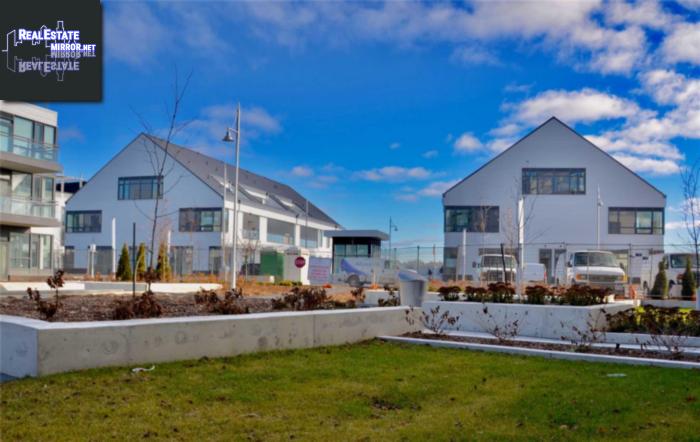 Property #D107-333 SEA RAY AVE main img