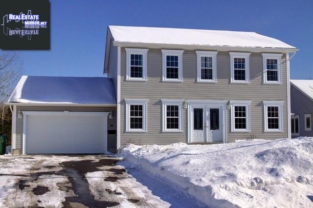 Property 18 Dawson Drive main img