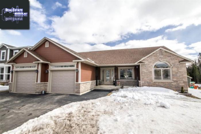 Property 22 Toole Court main img