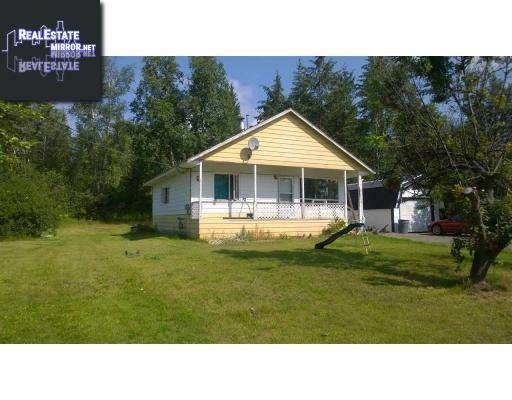 Property 1816 Beach Crescent main img