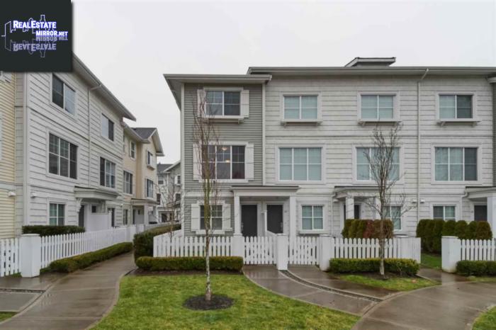 Property 19 16228 16 Avenue main img