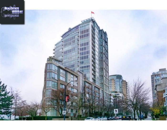 Property 1905 1228 Marinaside Crescent main img