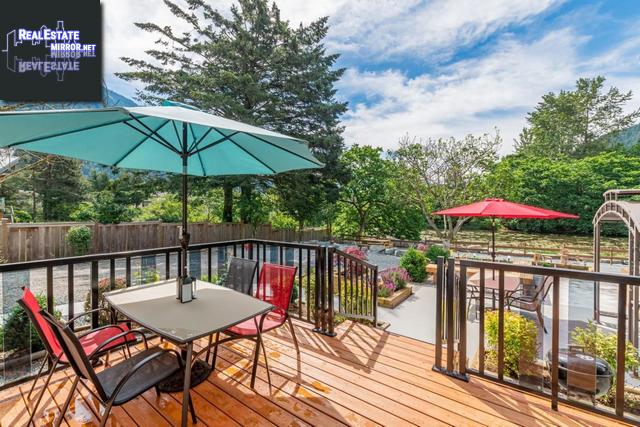 Property 272 Cedar Avenue main img