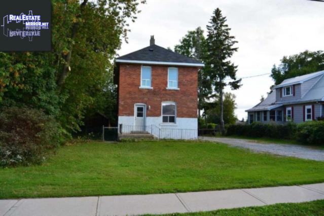 Property 215 Barrie Rd main img