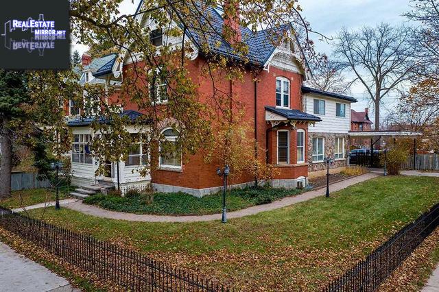 Property 343 Pine St main img
