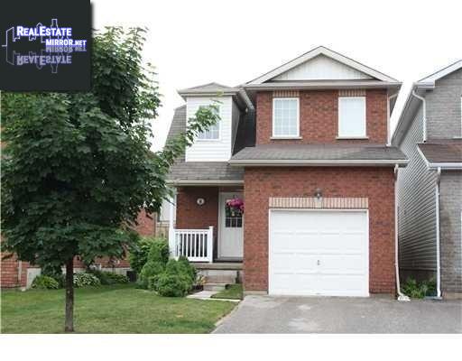 Property 8 Julia Cres main img