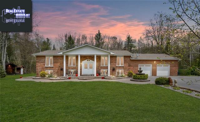 Property 3413 3-4 Sunnidale Sdrd main img