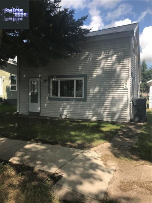 Property 295 Wellington Ave N main img