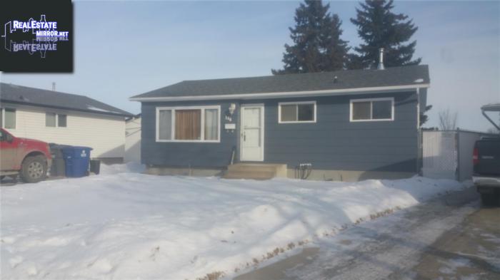 Property 146 Douglas Cres main img