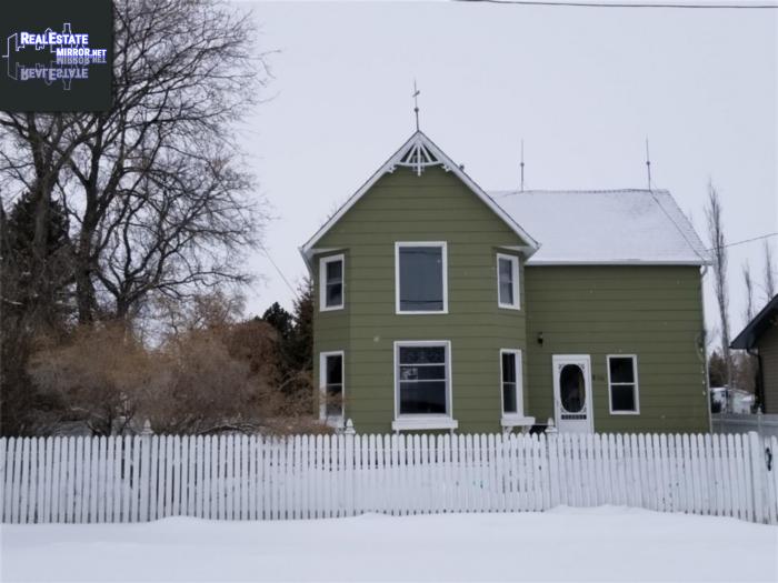 Property 800 Assiniboia Ave main img