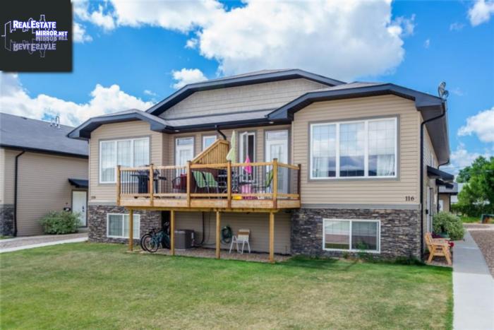 Property 3 116 Hiebert Cres main img