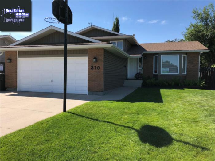 Property 310 Brunst Cres main img