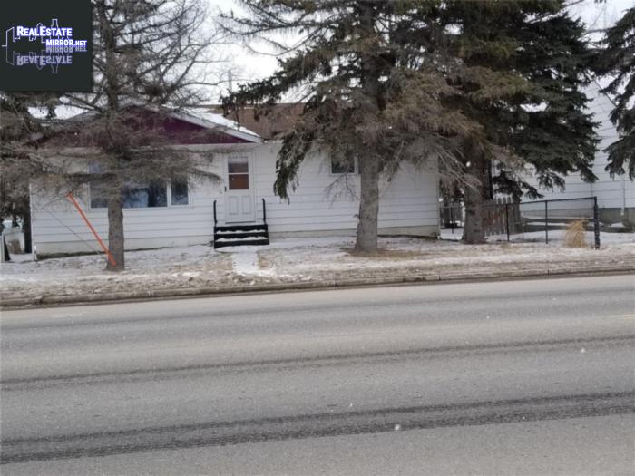 Property 103 2nd St E main img